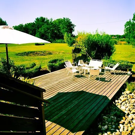 Chambres D'hotes Terre De Groseilles B&B